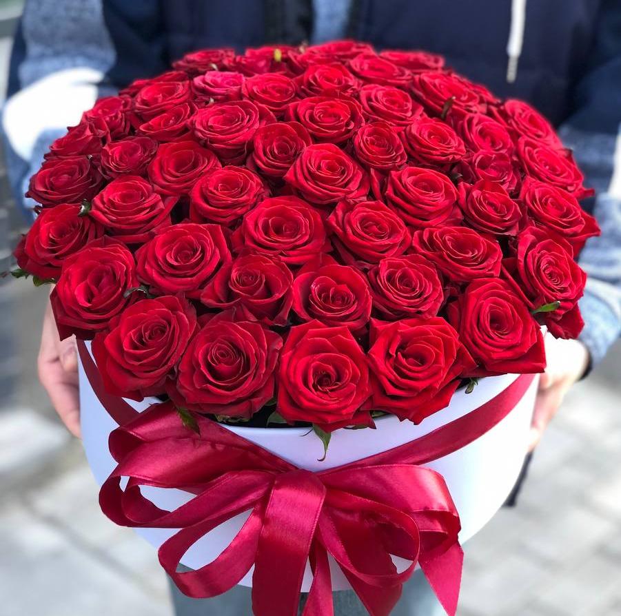 Композиция из 51 красной розы 50/60 см