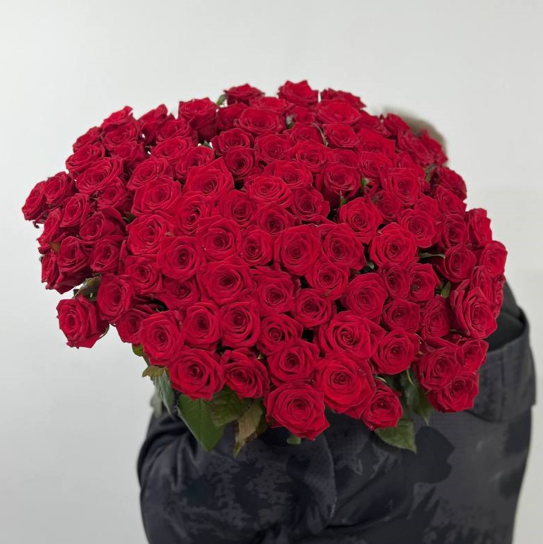 101 красная роза 70/80 см под ленту