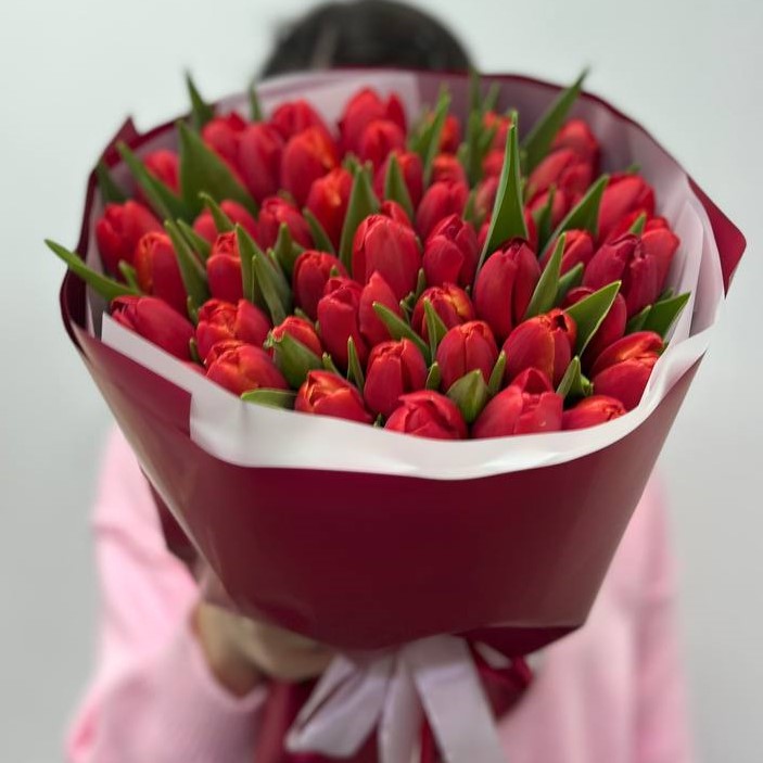 Букет "51 красный тюльпан"
