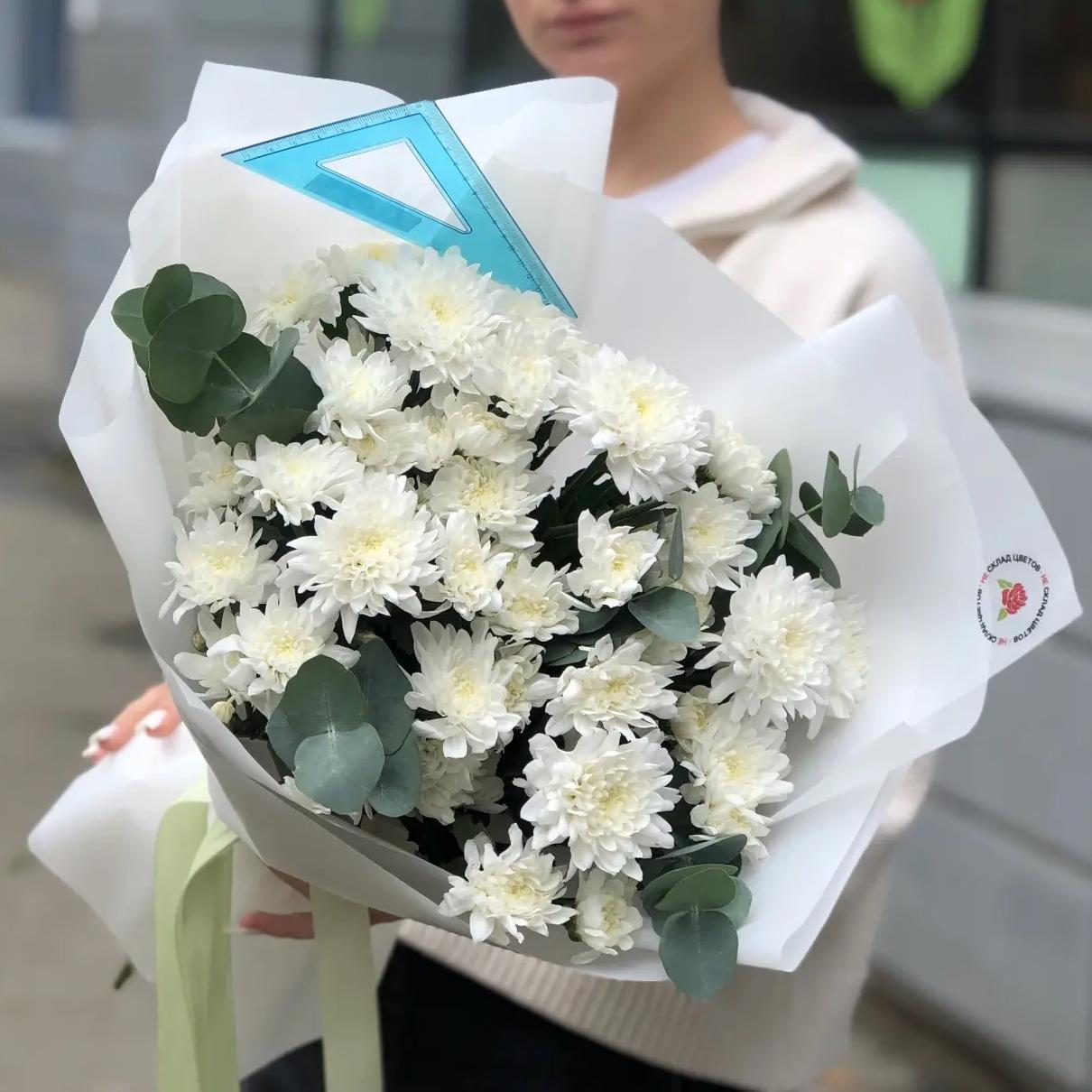 Букет из кустовых хризантем "Первый урок S"