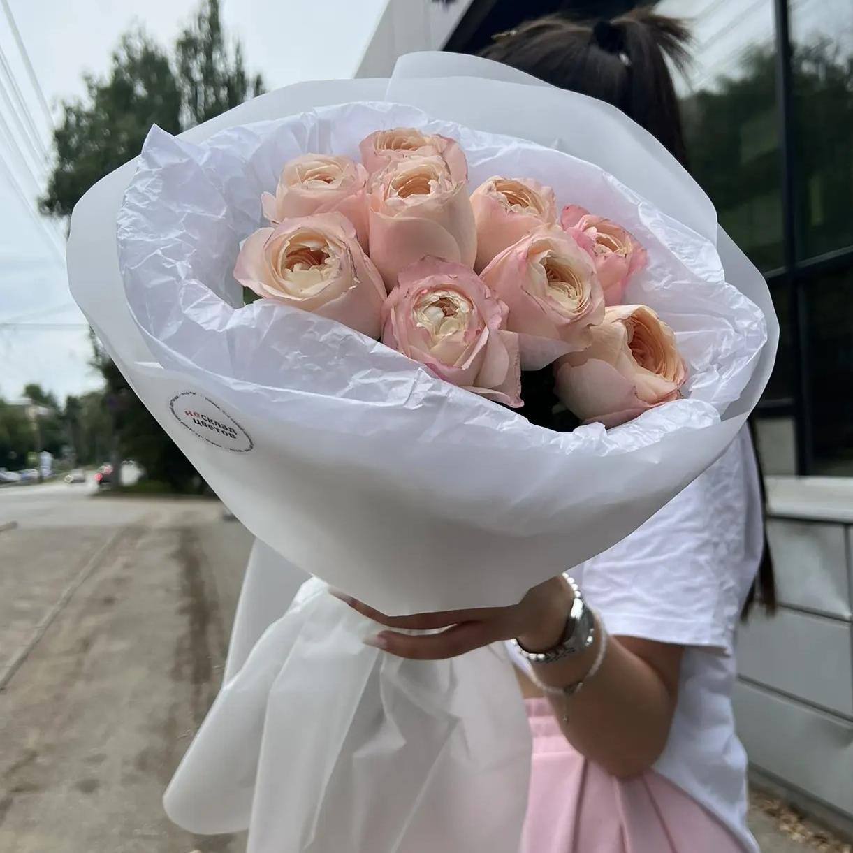 Букет "9 нежно-розовых роз 50/60 см"