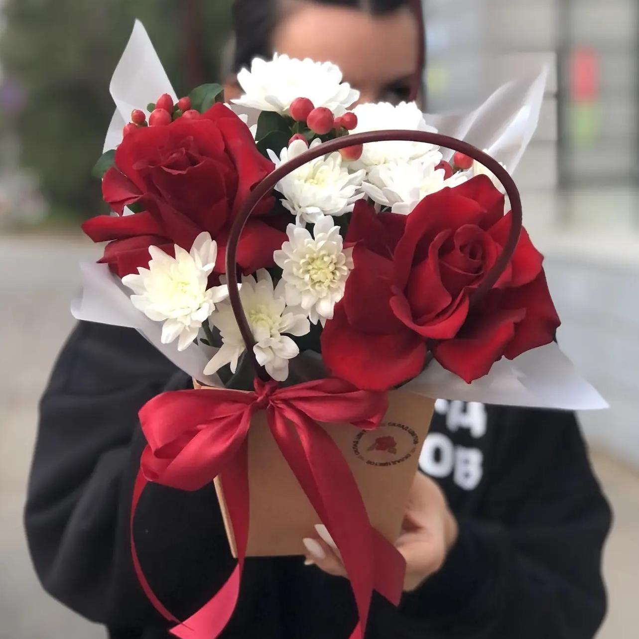 Композиция "Яркий акцент" М