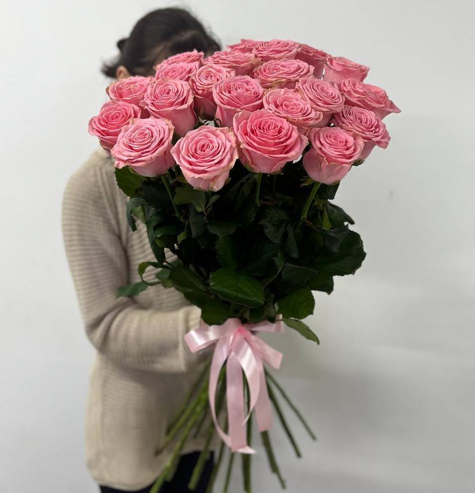 21 розовая роза 70/80 см под ленту