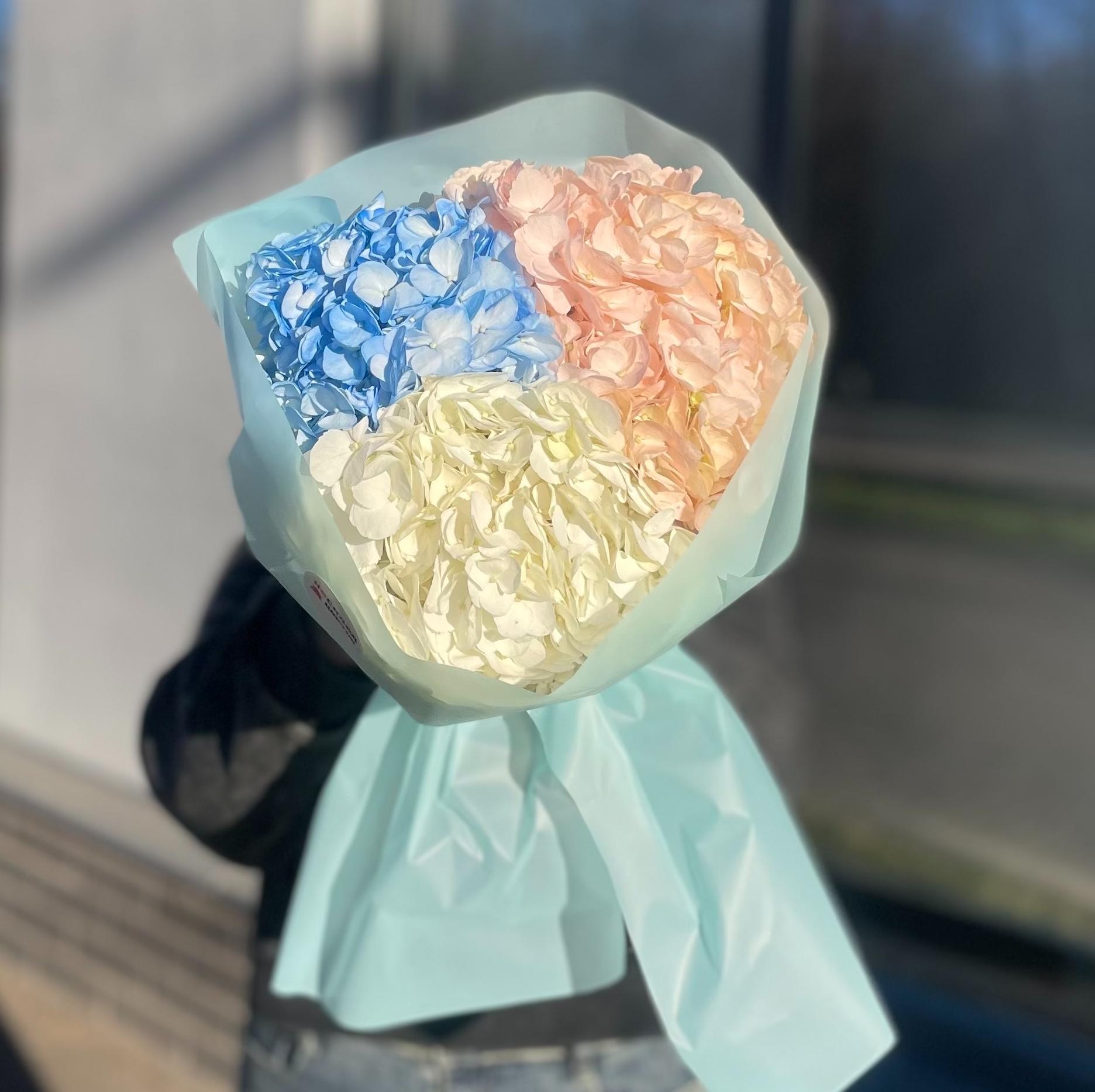 Букет "Микс из 3 гортензий"