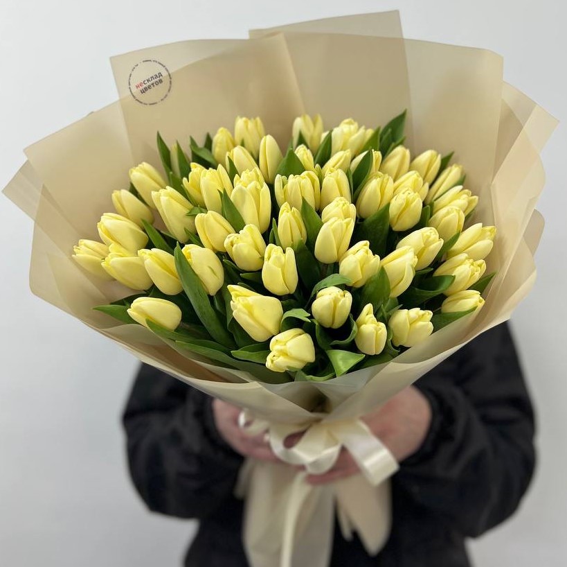Букет "51 кремовый тюльпан"